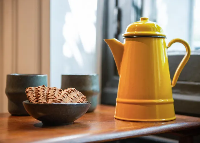 Hotel De La Porte Doree