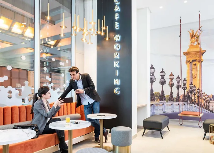 Adagio Paris Centre Tour EiffelГотель